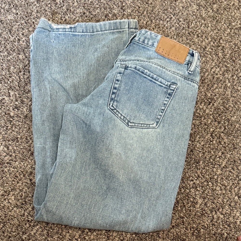 Pacific Sunwear Light Wash Baggy Jeans